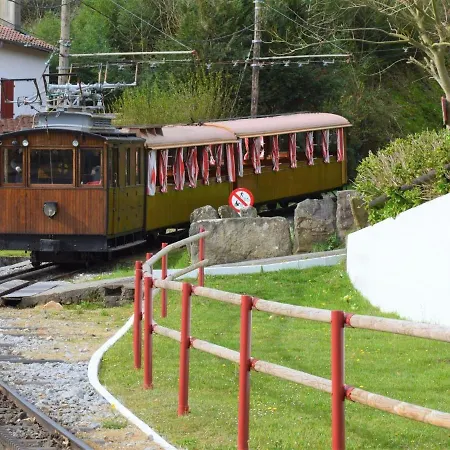 Basque Style House 15 Min From Bidart Beaches Arcangues